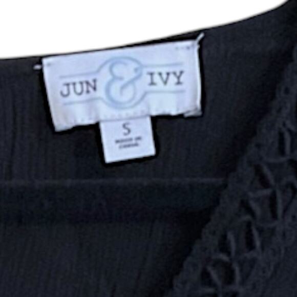 Jun & Ivy Black Boho Chic Embroidered Gauze Dress Womens Sz S Peasant V-Neck - Picture 2 of 12